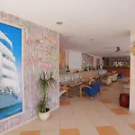 Hotel Madara Park