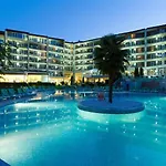 Madara Park فندق غولدن ساندز