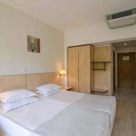 Madara Park 4* Golden Sands