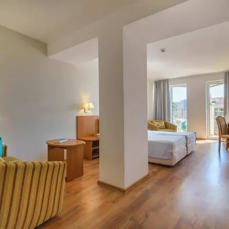 Hotel Madara Park 4*