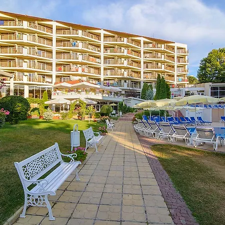 Отель Madara Park 4*