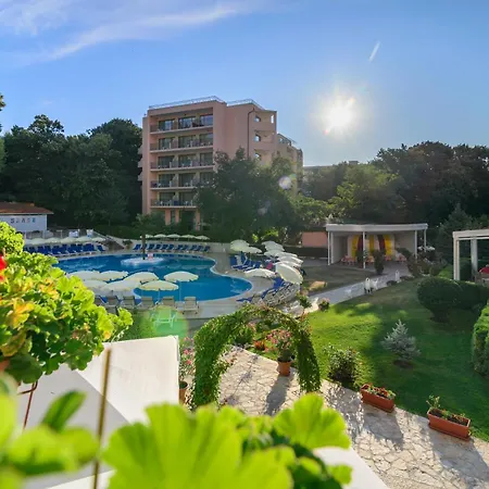 Madara Park 4* 골든샌드