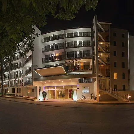 Hotel Madara Park