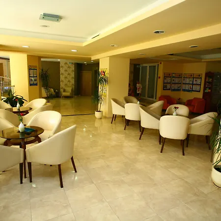 Hotel Madara Park