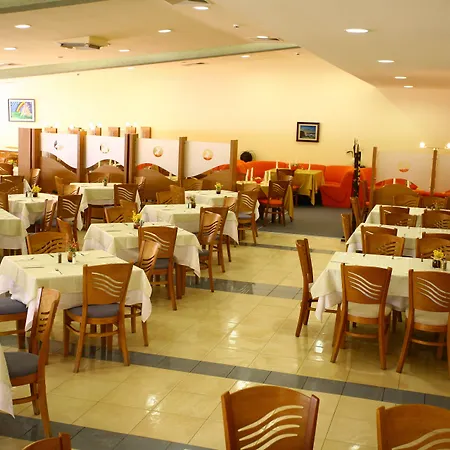 Madara Park ホテル 4*