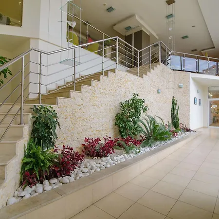 Madara Park ゴールデンサンド