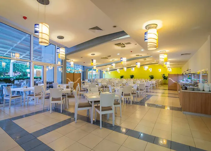 Madara Park 4* Golden Sands