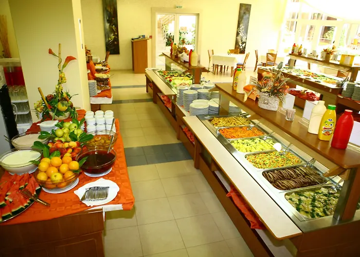 Madara Park Hotel Sables d'or