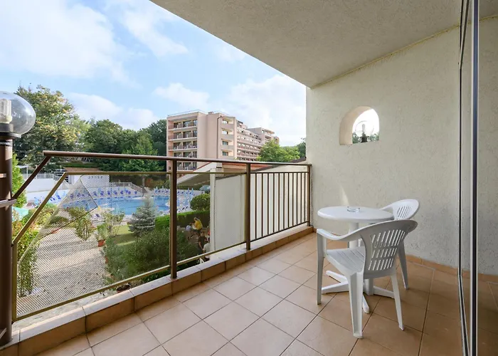 Hotel Madara Park 4*